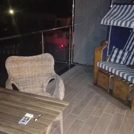 Apartament Patynowy Z Widokiem Na Morze 5 Morz Appartement