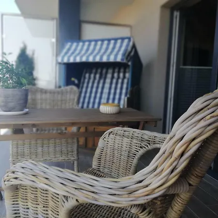 Apartament Patynowy Z Widokiem Na Morze 5 Morz Appartement *
